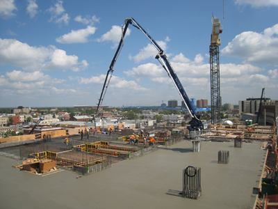 TALLEST TOWER IN EDMONTON GETS THE SEPARATE PLACING BOOM TREATMENT